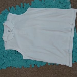 New sleevless golf shirt